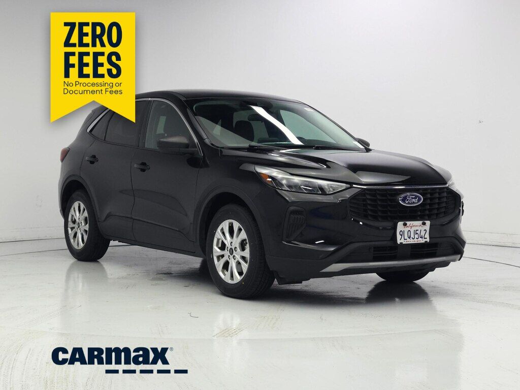 2024 FORD Escape