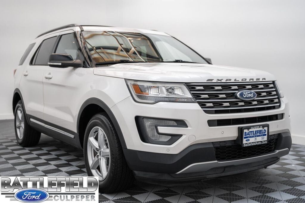 2017 FORD Explorer