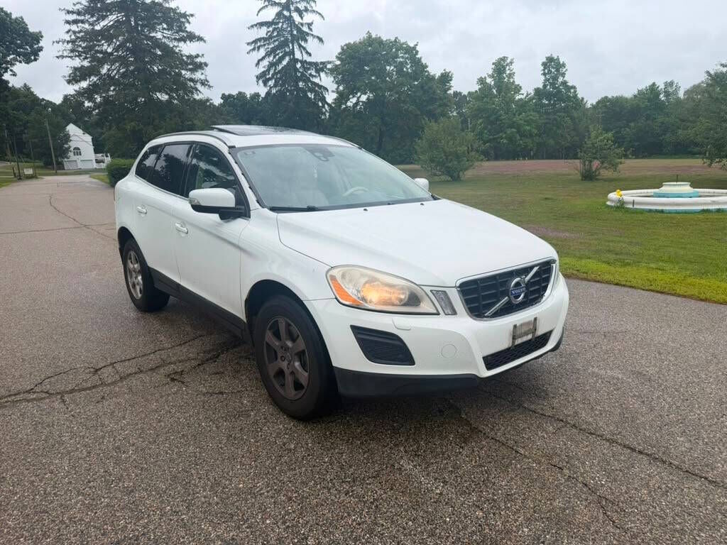 2011 VOLVO XC60