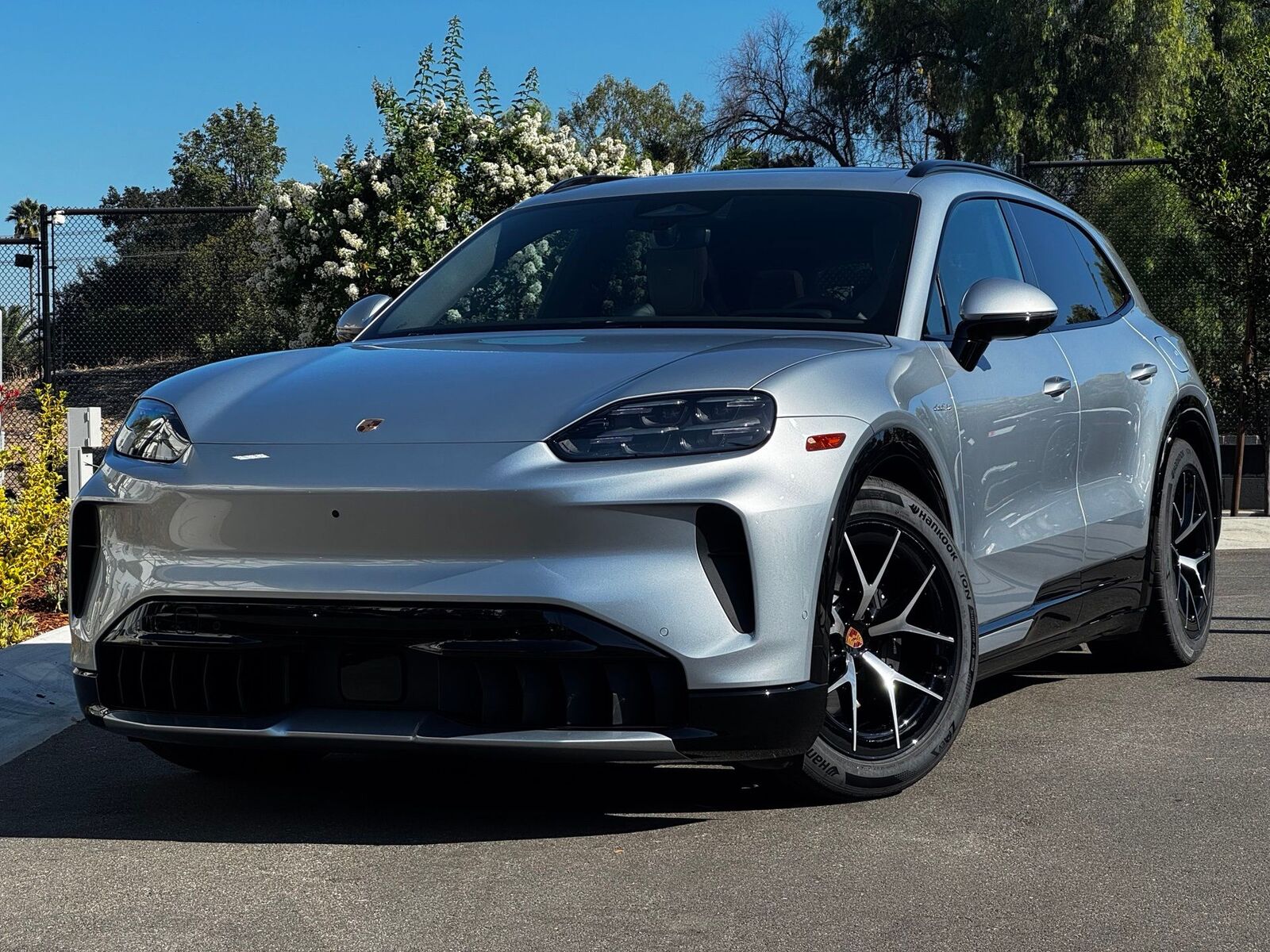 2026 PORSCHE Cayenne