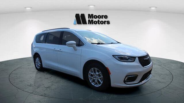 2022 CHRYSLER Pacifica