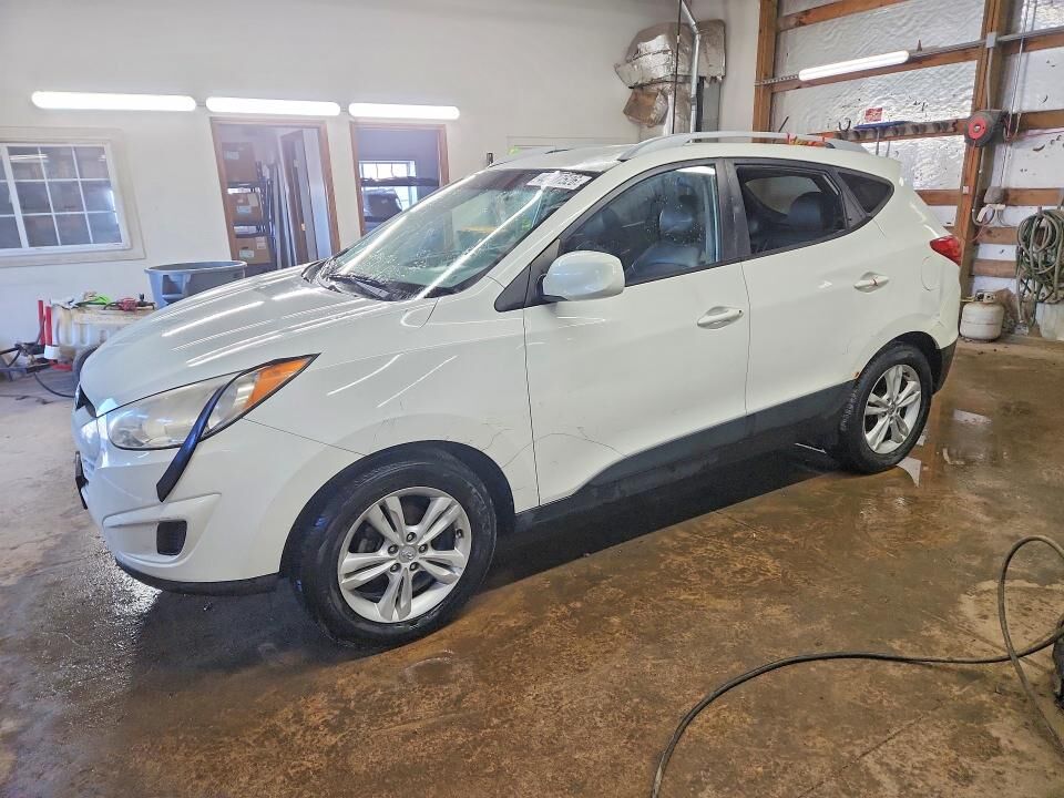 2010 HYUNDAI Tucson