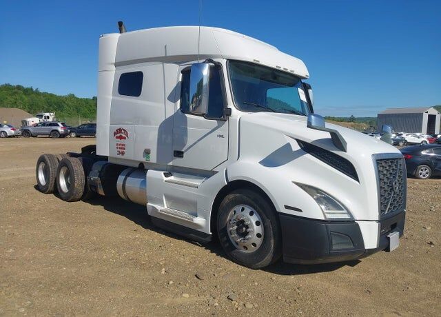 2019 VOLVO TRUCK VNL