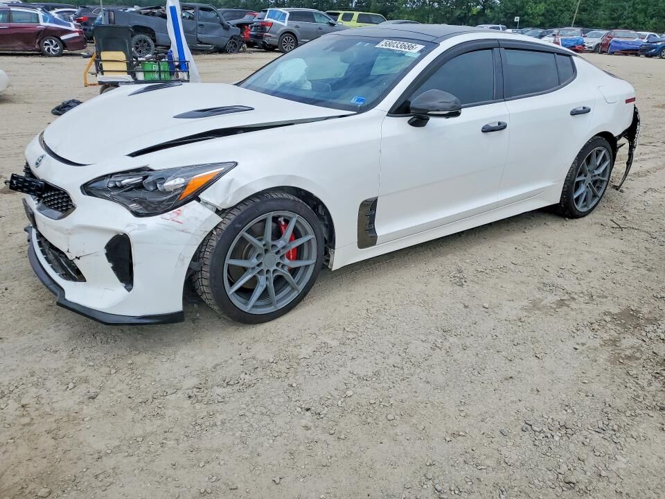 2021 KIA Stinger
