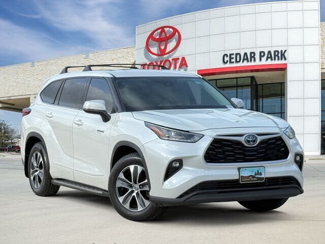 2021 TOYOTA Highlander