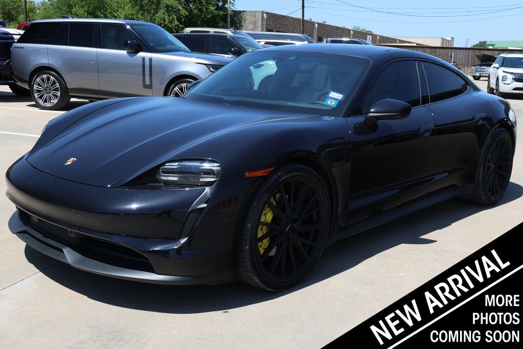2021 PORSCHE Taycan