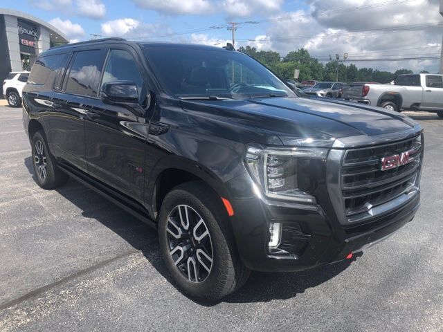 2023 GMC Yukon XL
