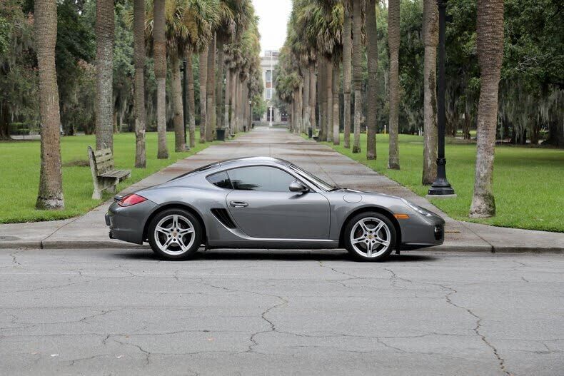 2010 PORSCHE Cayman