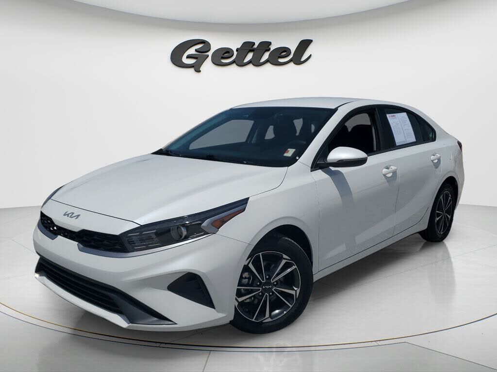 2023 KIA Forte