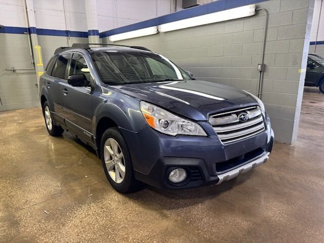 2014 SUBARU Outback