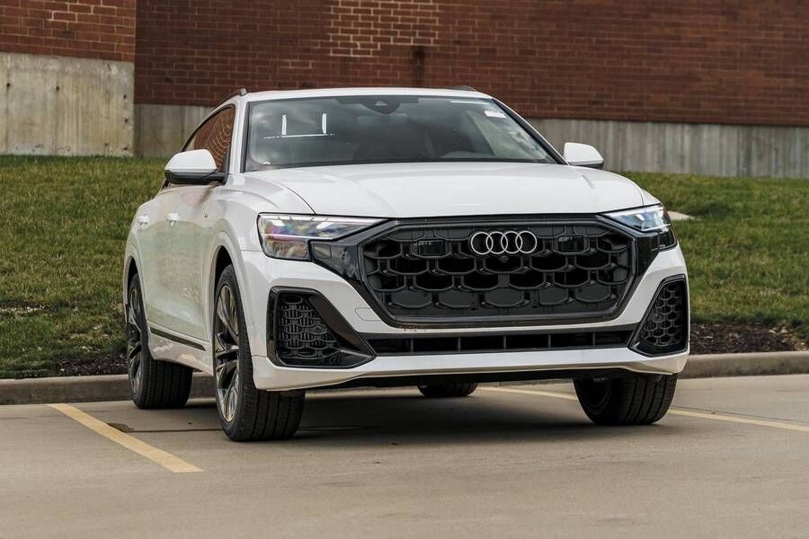 2026 AUDI Q8