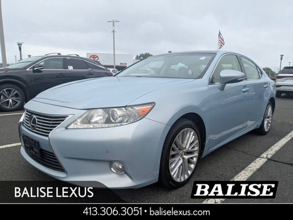 2013 LEXUS ES