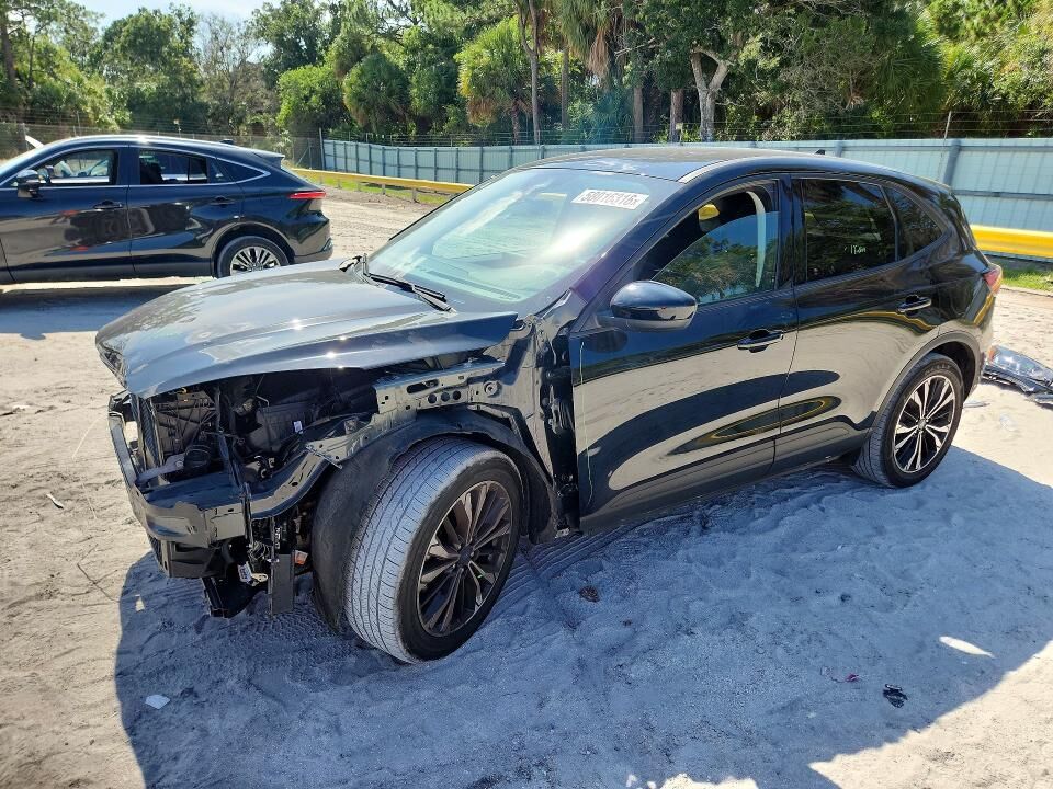 2021 FORD Escape