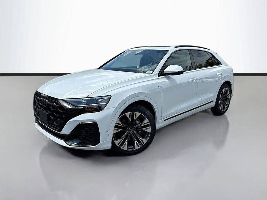2026 AUDI Q8