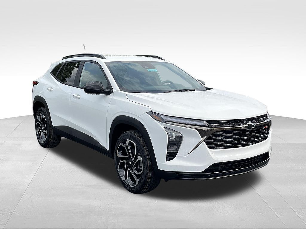 2026 CHEVROLET Trax