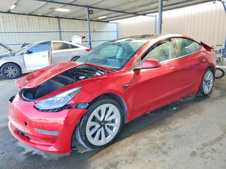 2022 TESLA Model 3
