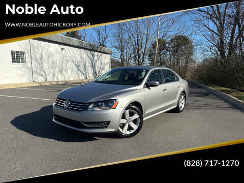 2013 VOLKSWAGEN Passat