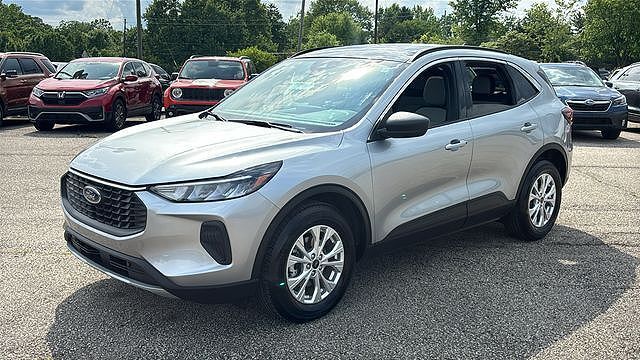 2023 FORD Escape