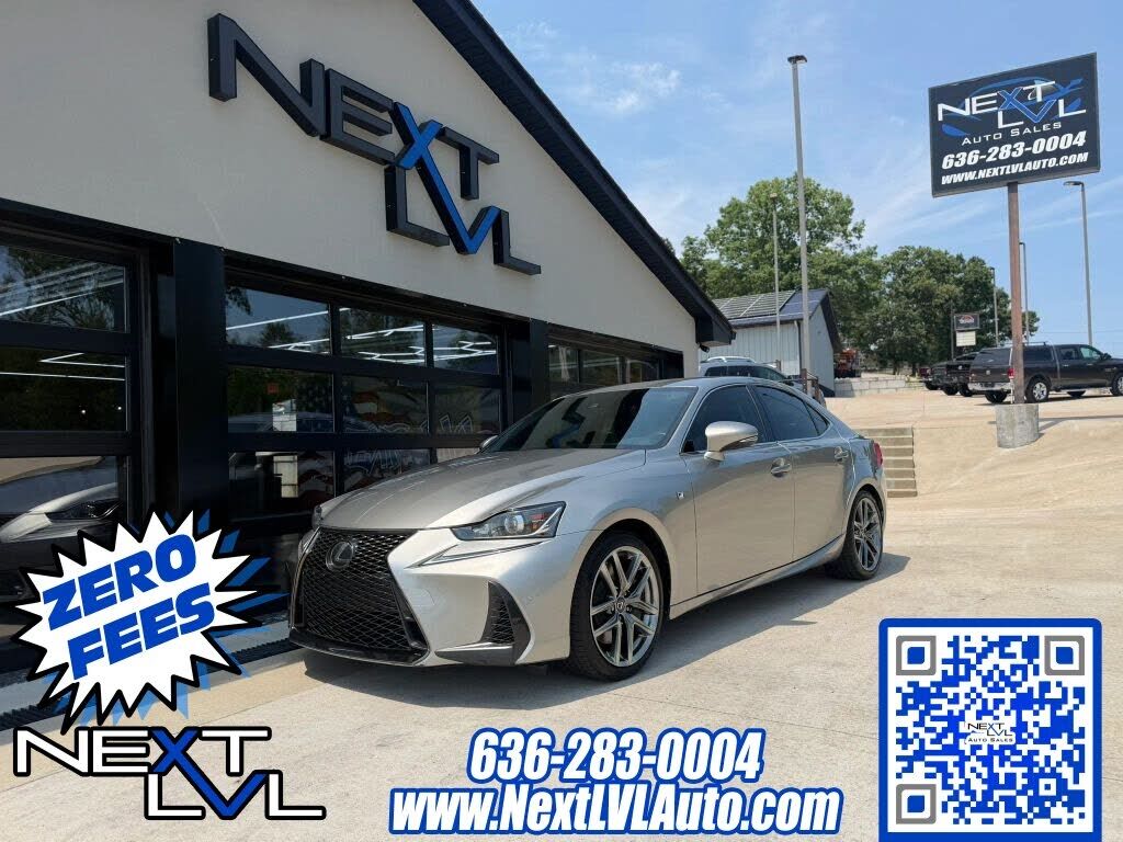 2020 LEXUS IS