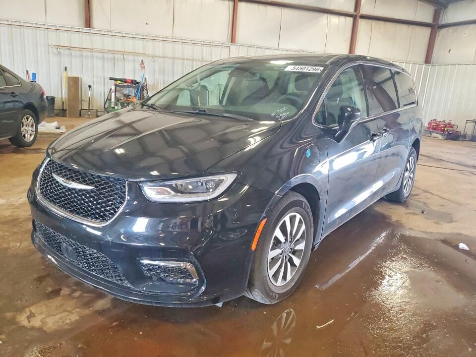 2022 CHRYSLER Pacifica