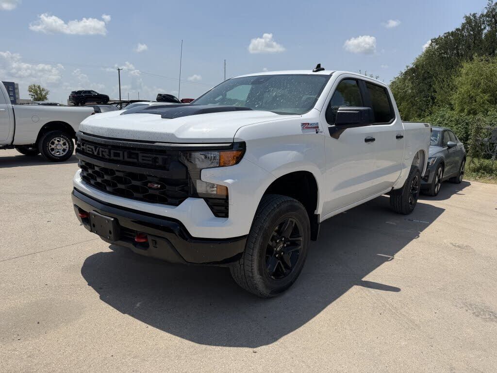 2025 CHEVROLET Silverado