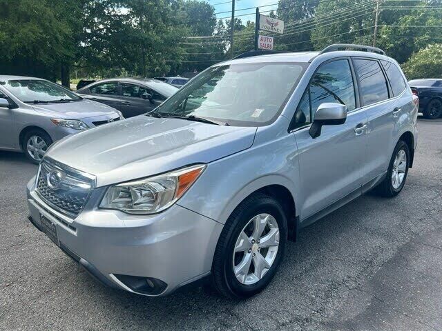 2015 SUBARU Forester