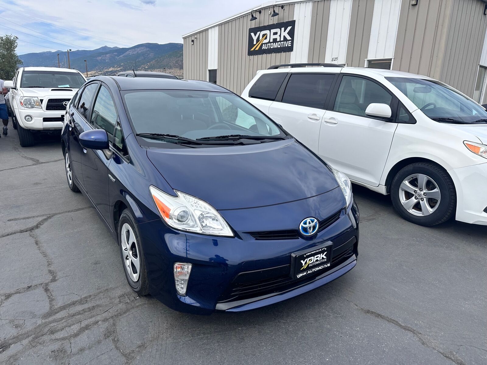 2013 TOYOTA PRIUS