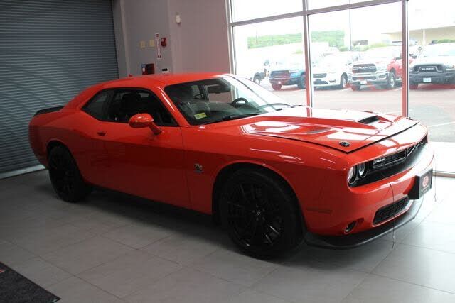 2022 DODGE Challenger