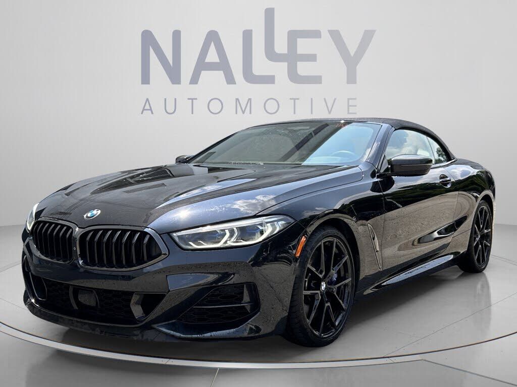 2022 BMW M8