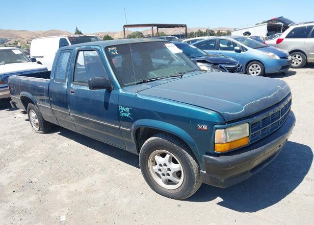 1995 DODGE Dakota