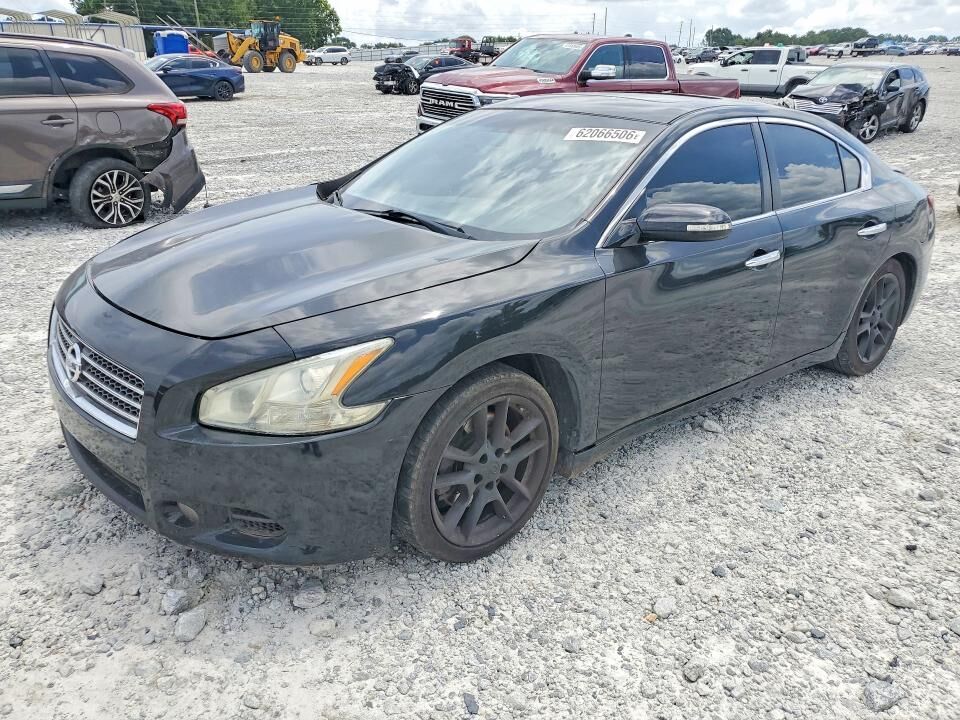 2011 NISSAN Maxima