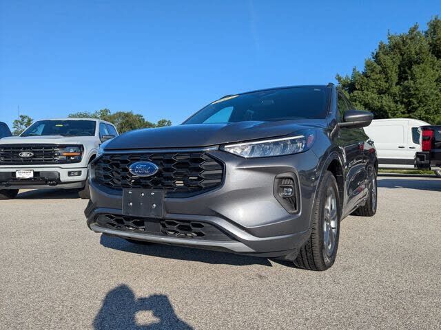 2023 FORD Escape