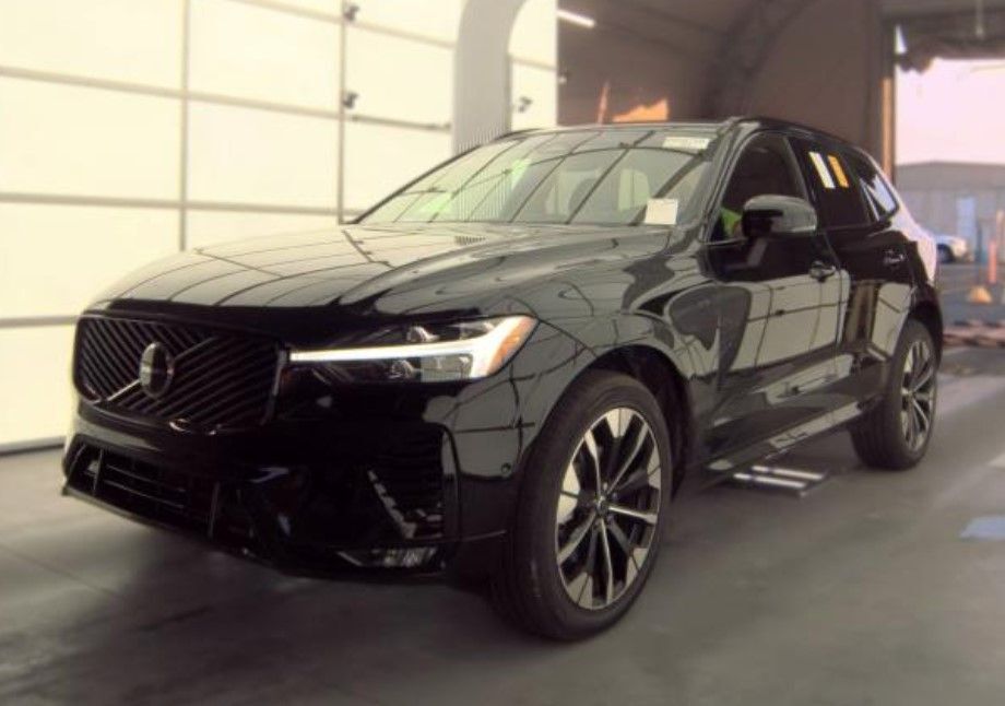 2026 VOLVO XC60