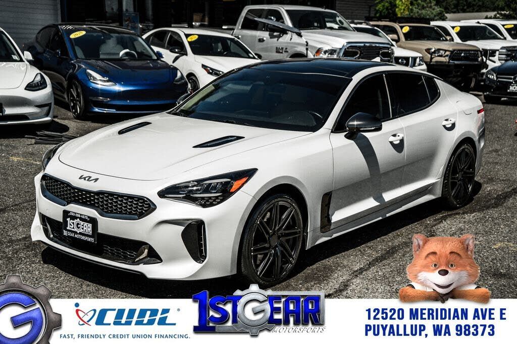 2022 KIA Stinger