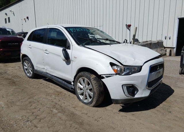 2015 MITSUBISHI Outlander Sport
