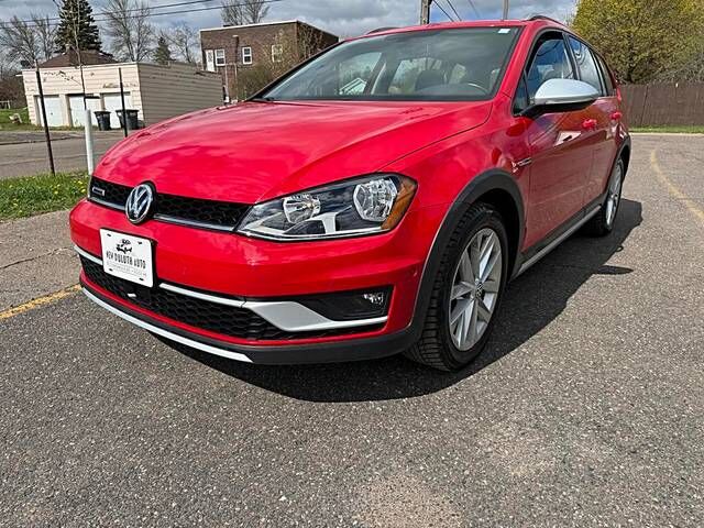 2017 VOLKSWAGEN Golf Alltrack