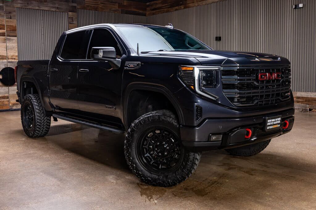 2023 GMC Sierra