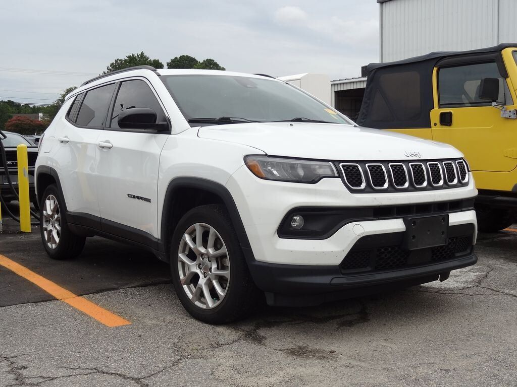 2023 JEEP Compass