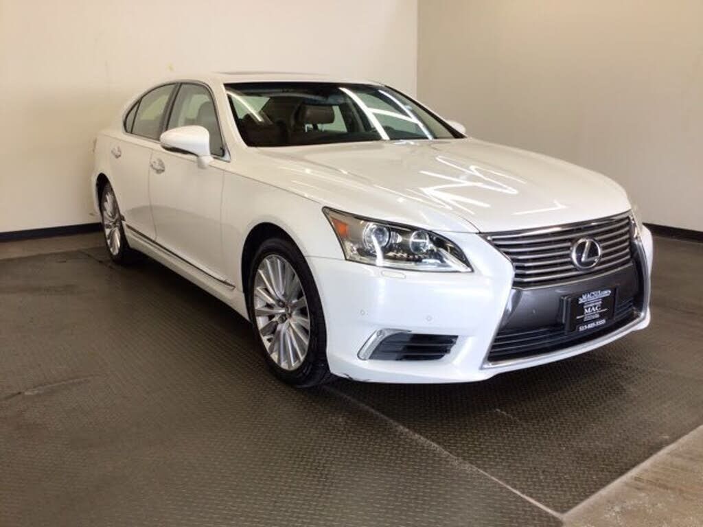 2013 LEXUS LS
