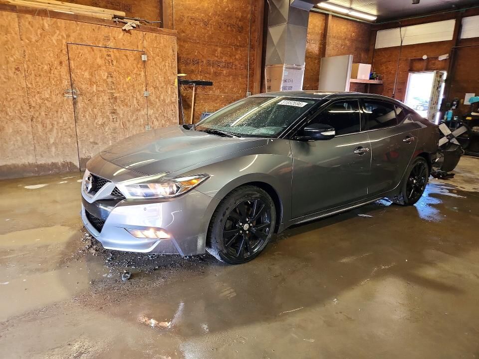 2018 NISSAN Maxima