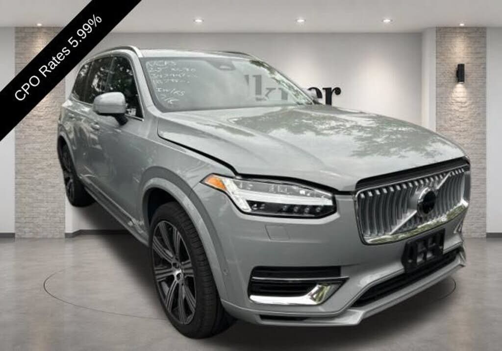 2025 VOLVO XC90