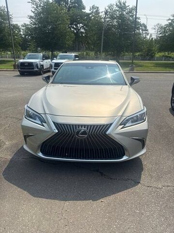 2020 LEXUS ES