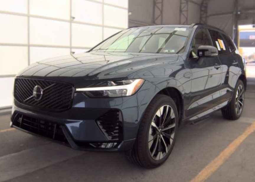 2026 VOLVO XC60