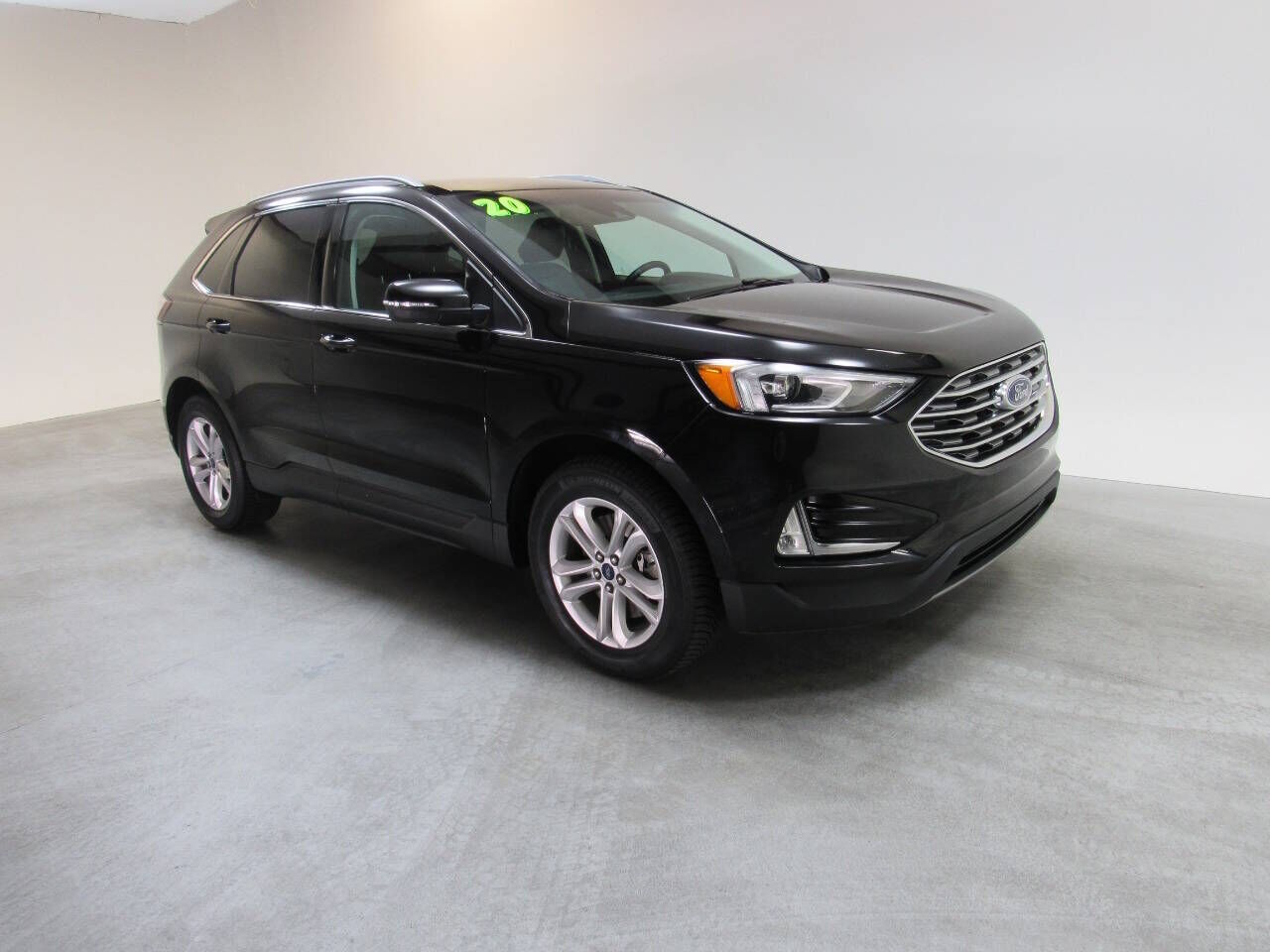 2020 FORD Edge