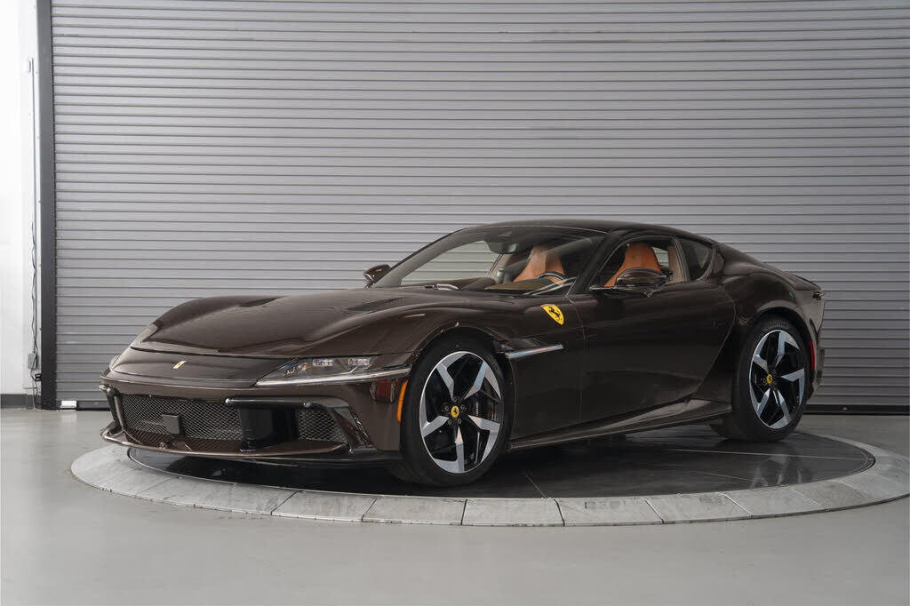 2025 FERRARI 12Cilindri