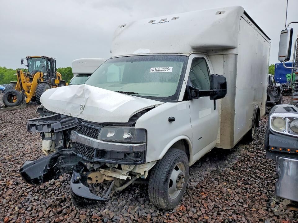 2021 GMC Savana