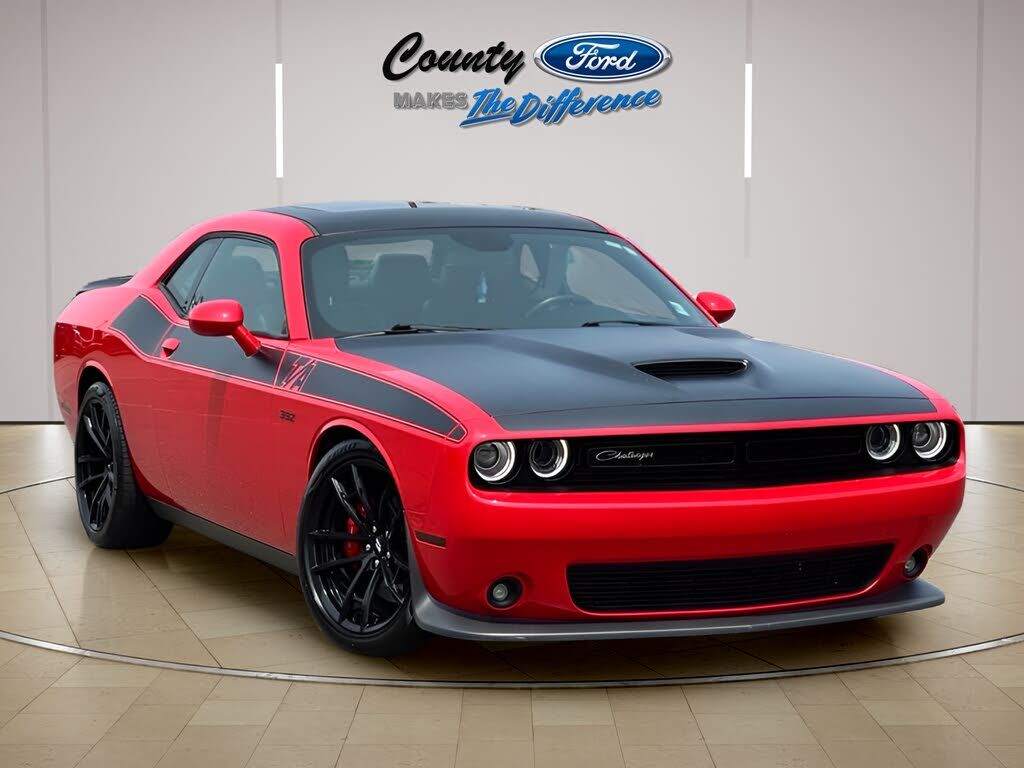 2020 DODGE Challenger