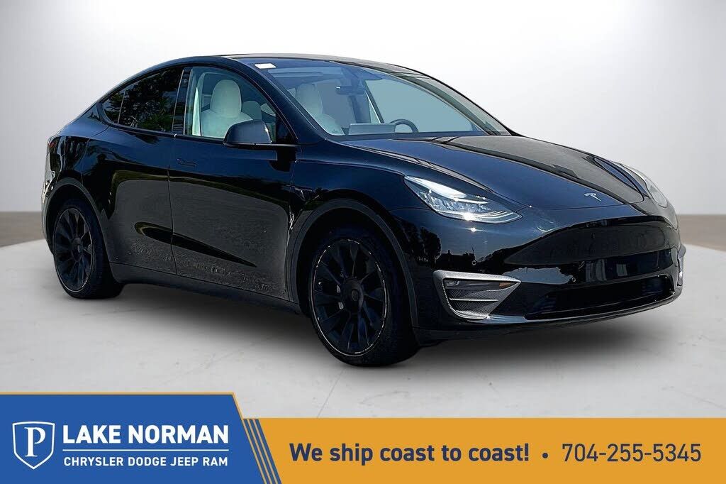 2022 TESLA Model Y