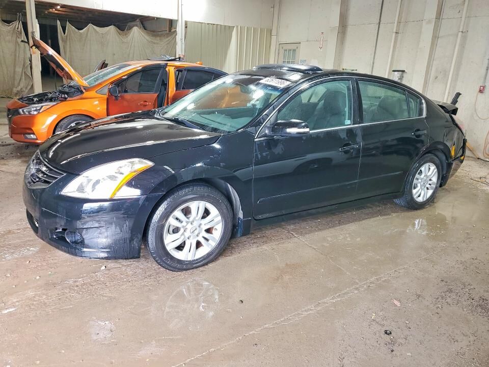 2012 NISSAN Altima