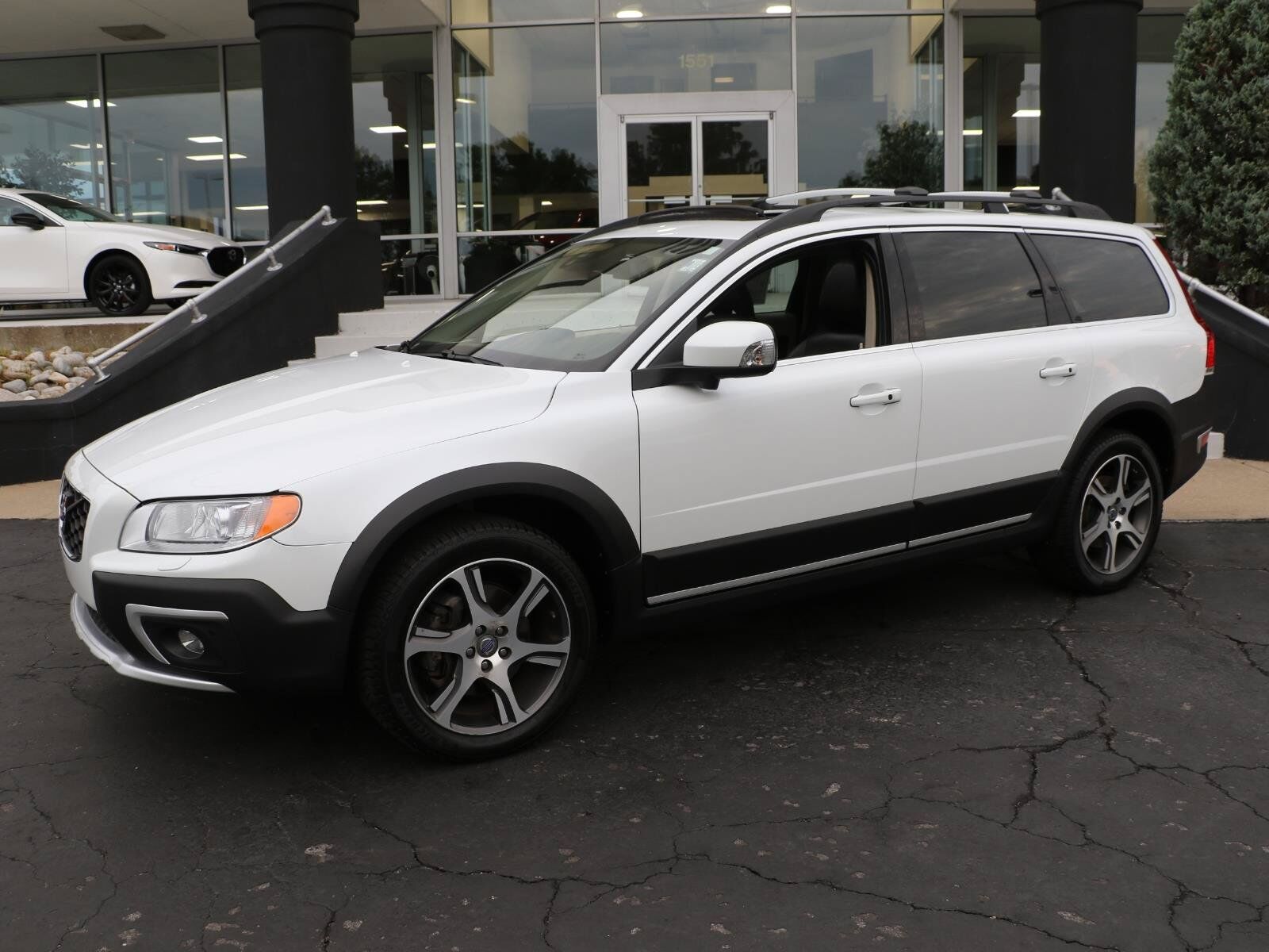 2015 VOLVO XC70